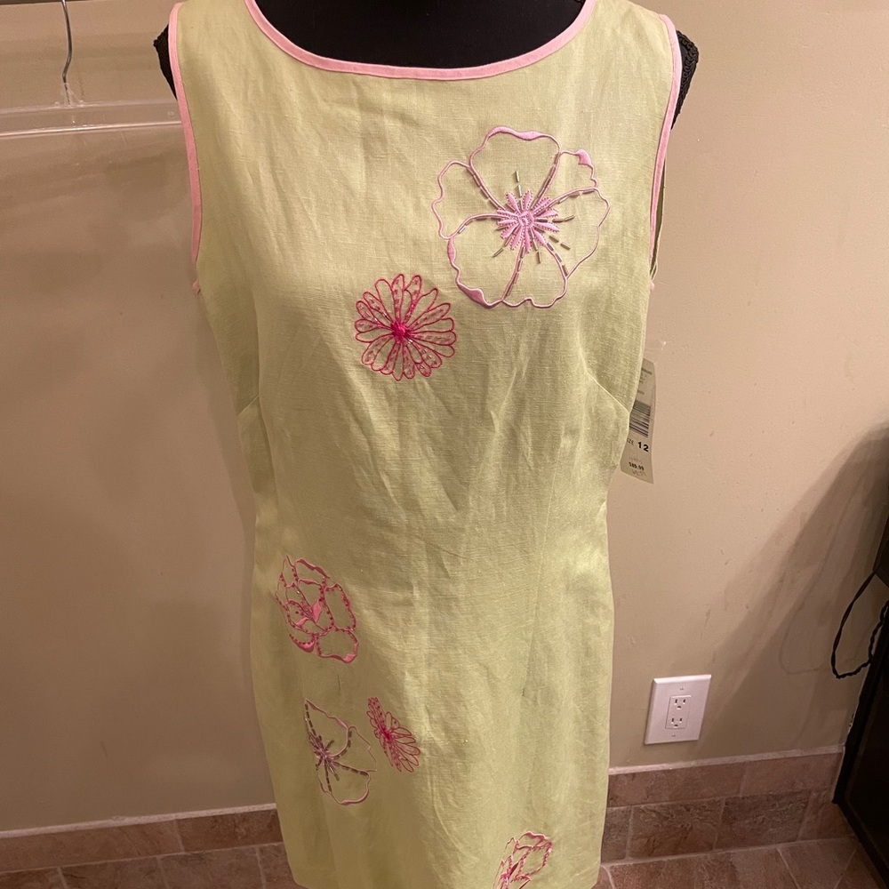 NWT Jessica Howard dress 💚